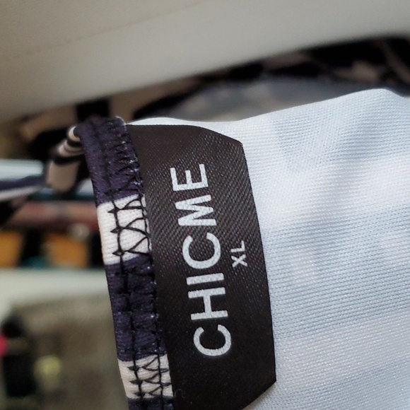 Halter Dress - Picture 4 of 4